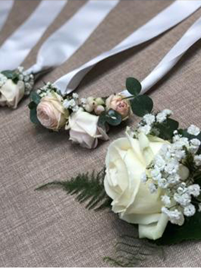 Stichting Happy Flower corsage